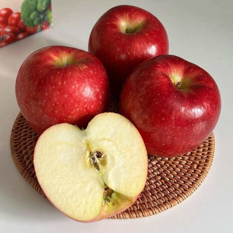 fresh apple